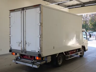 Mitsubishi CANTER  с аукциона в Японии