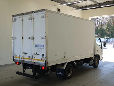 Isuzu ELF  с аукциона в Японии