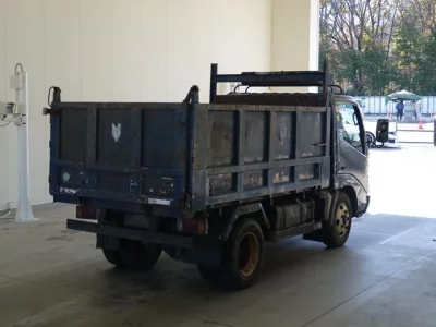 Hino DUTRO  с аукциона в Японии