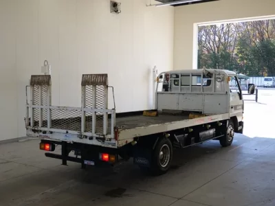 Mitsubishi CANTER  с аукциона в Японии