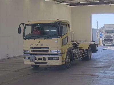 Mitsubishi SUPER GREAT  с аукциона в Японии