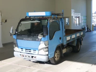 Isuzu ELF  с аукциона в Японии