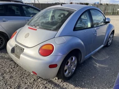 Volkswagen NEW BEETLE