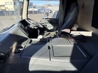 Mitsubishi SUPER GREAT  с аукциона в Японии