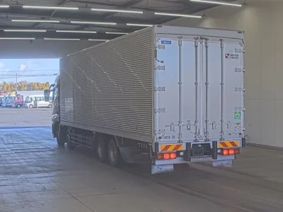 Mitsubishi SUPER GREAT  с аукциона в Японии