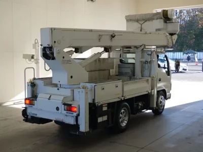Isuzu ELF  с аукциона в Японии