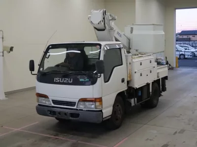 Isuzu ELF