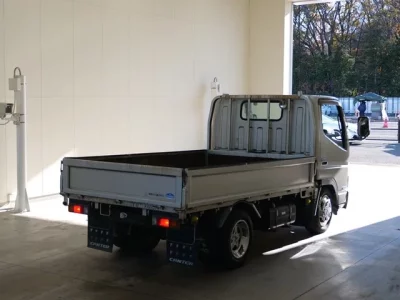 Mitsubishi CANTER  с аукциона в Японии