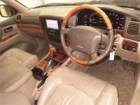 Toyota LAND CRUISER лот № 5744 оценка 3.5  с аукциона в Японии 2