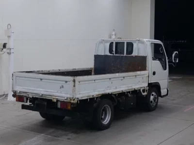 Isuzu ELF  с аукциона в Японии