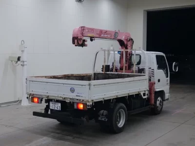 Isuzu ELF  с аукциона в Японии