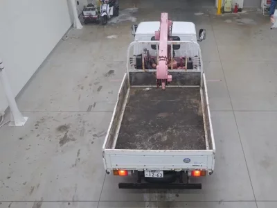 Isuzu ELF  с аукциона в Японии