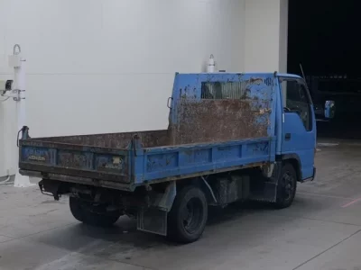 Isuzu ELF  с аукциона в Японии