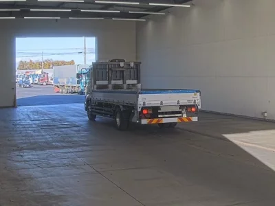 Isuzu FORWARD  с аукциона в Японии