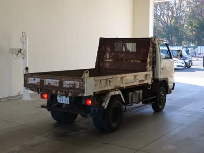 Isuzu ELF  с аукциона в Японии