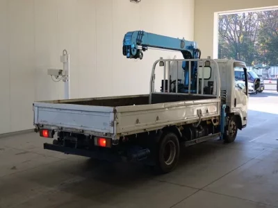 Isuzu ELF  с аукциона в Японии