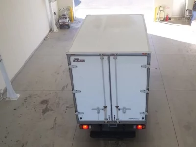 Isuzu ELF  с аукциона в Японии