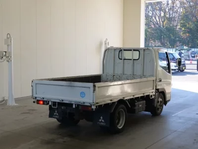 Mitsubishi CANTER  с аукциона в Японии