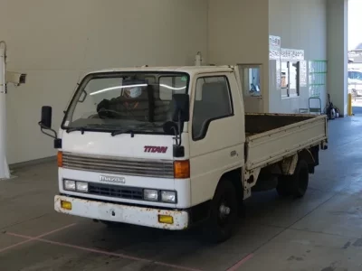Mazda TITAN