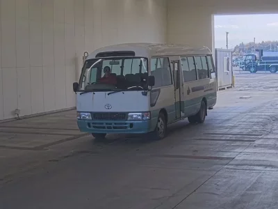 Toyota COASTER