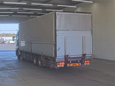 Mitsubishi SUPER GREAT