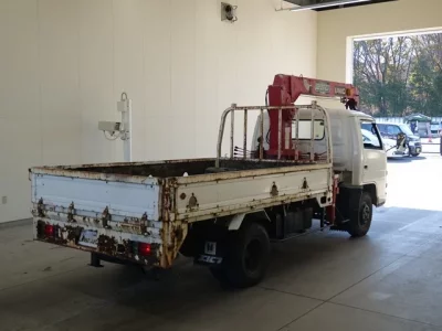 Isuzu ELF  с аукциона в Японии