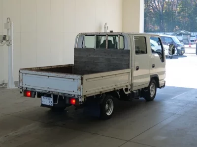 Isuzu ELF  с аукциона в Японии