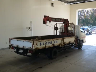 Isuzu ELF  с аукциона в Японии