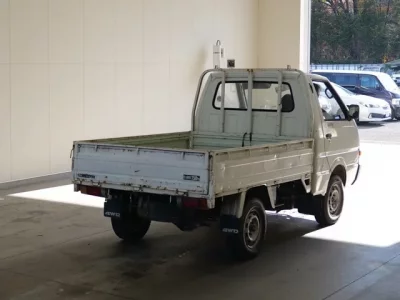 Nissan VANETTE TRUCK