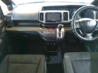 Honda STEP WAGON лот № 3007 оценка R  с аукциона в Японии 7