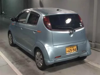 Subaru R2  с аукциона в Японии