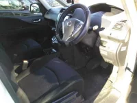 Nissan SERENA лот № 3048 оценка 3.5  с аукциона в Японии 2