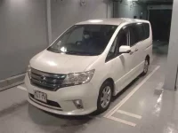 Nissan SERENA лот № 3048 оценка 3.5  с аукциона в Японии 3