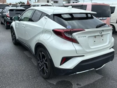 Toyota C-HR  с аукциона в Японии