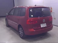 Volkswagen GOLF TOURAN лот № 10016 оценка 3.5  с аукциона в Японии 3