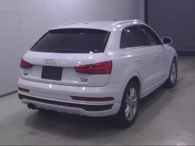 Audi Q3  с аукциона в Японии