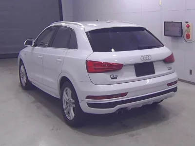 Audi Q3  с аукциона в Японии