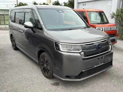 Honda STEP WAGON  с аукциона в Японии