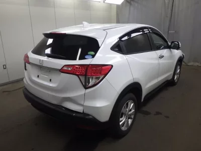 Honda VEZEL  с аукциона в Японии