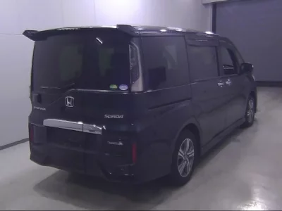Honda STEP WAGON  с аукциона в Японии