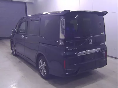Honda STEP WAGON  с аукциона в Японии