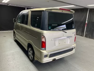 Daihatsu ATRAI SEVEN