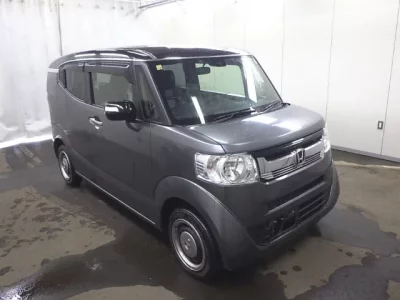 Honda N BOX SLASH