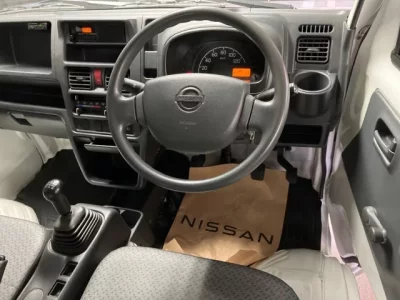 Nissan CLIPPER TRUCK