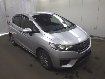 Honda FIT  с аукциона в Японии
