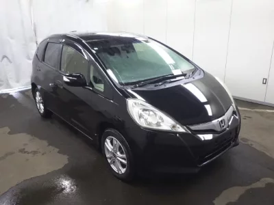 Honda FIT  с аукциона в Японии