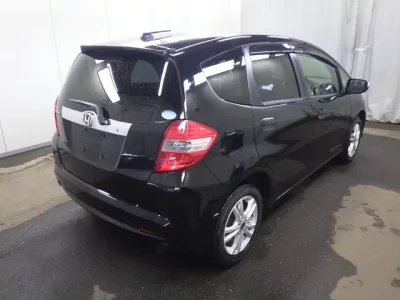 Honda FIT  с аукциона в Японии
