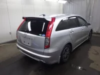 Honda STREAM лот № 26137 оценка 3  с аукциона в Японии 2