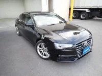 Audi A5 лот № 33505 оценка 4  с аукциона в Японии 3