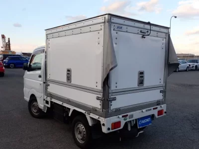 Nissan CLIPPER TRUCK  с аукциона в Японии